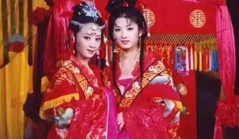 上错花轿嫁对郎在线观看,花轿误嫁,缘定三生 第1张 上错花轿嫁对郎在线观看,花轿误嫁,缘定三生 第1张